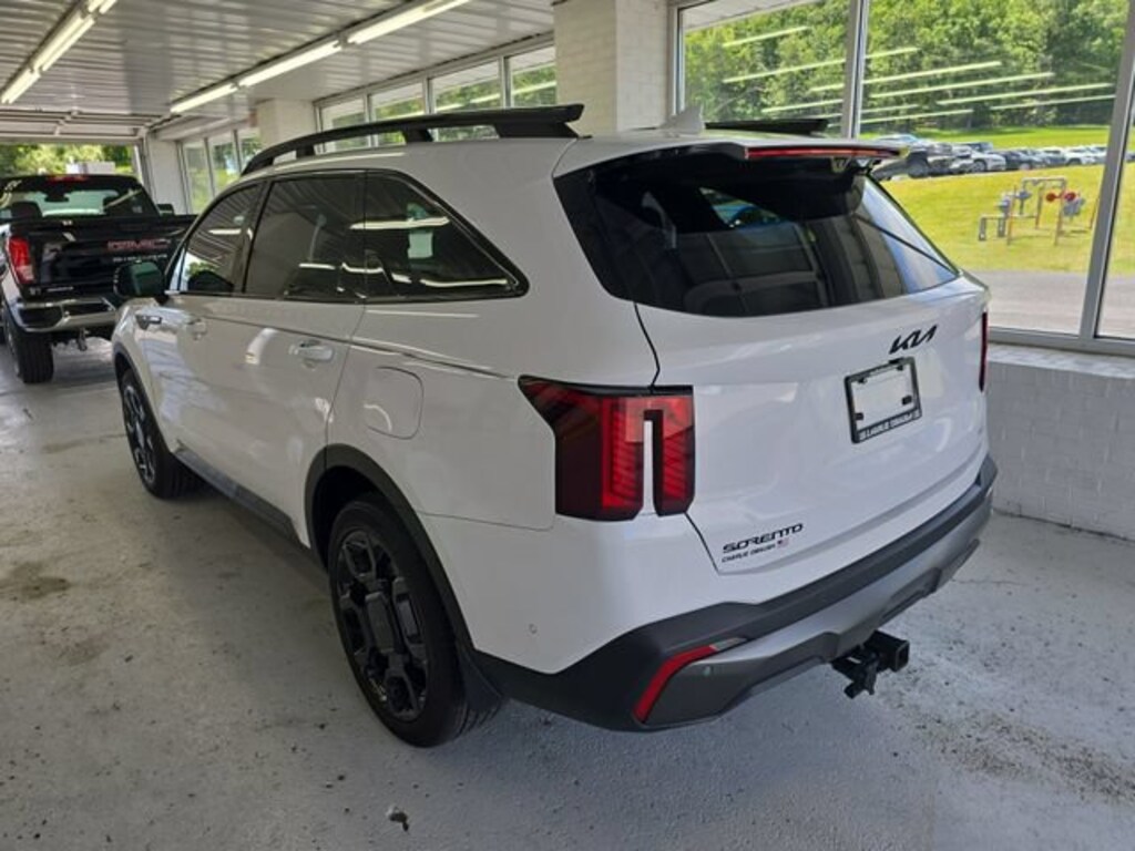 Used 2025 Kia Sorento X-Line SX Prestige SUV