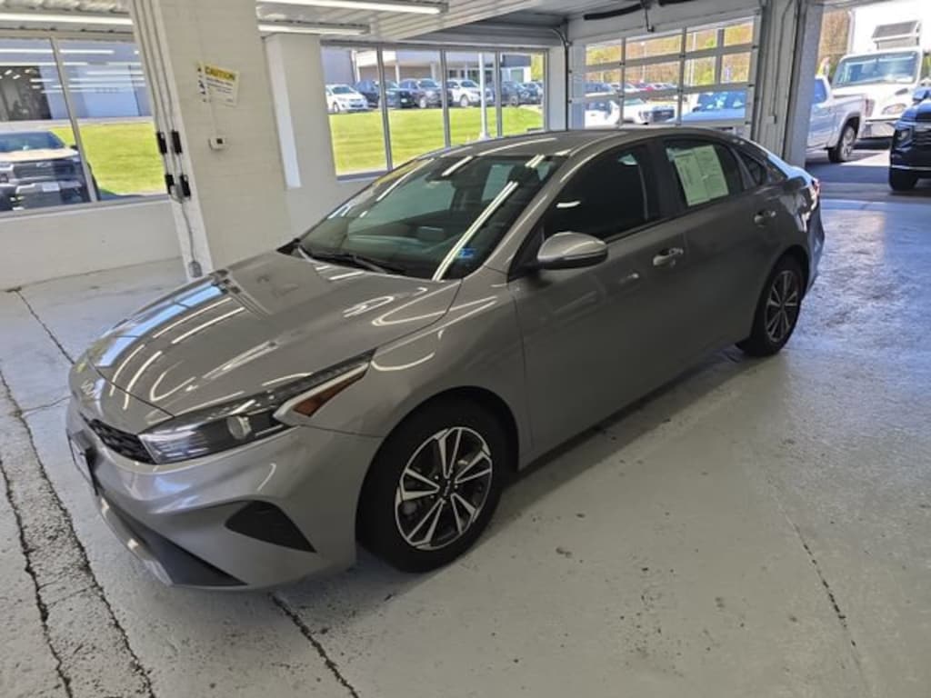 Used 2024 Kia Forte LXS Sedan