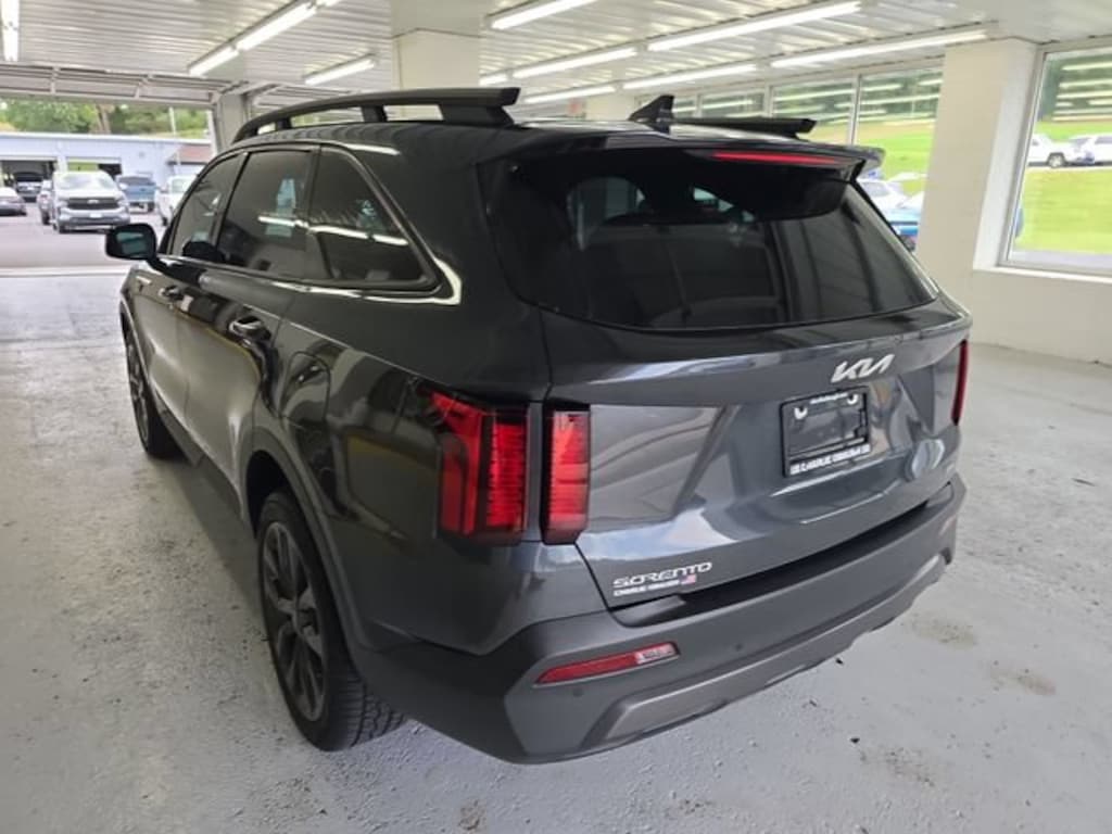Used 2023 Kia Sorento X-Line EX SUV