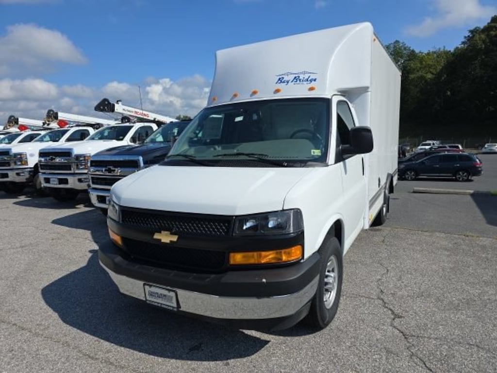 New 2024 Chevrolet Express Cutaway 3500 1WT Cutaway Van