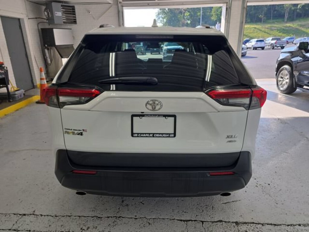 Used 2022 Toyota RAV4 XLE SUV