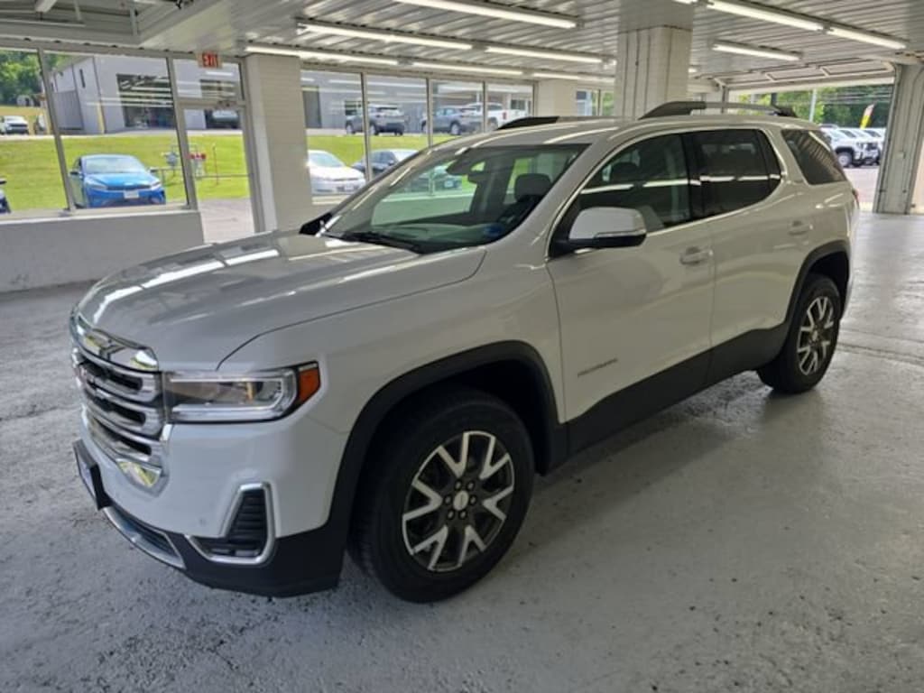 Used 2023 GMC Acadia SLE SUV