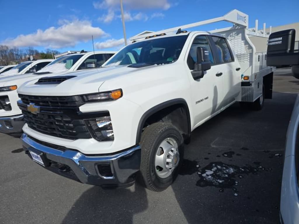 New 2025 Chevrolet Silverado 3500 HD Chassis Cab Work Truck Truck