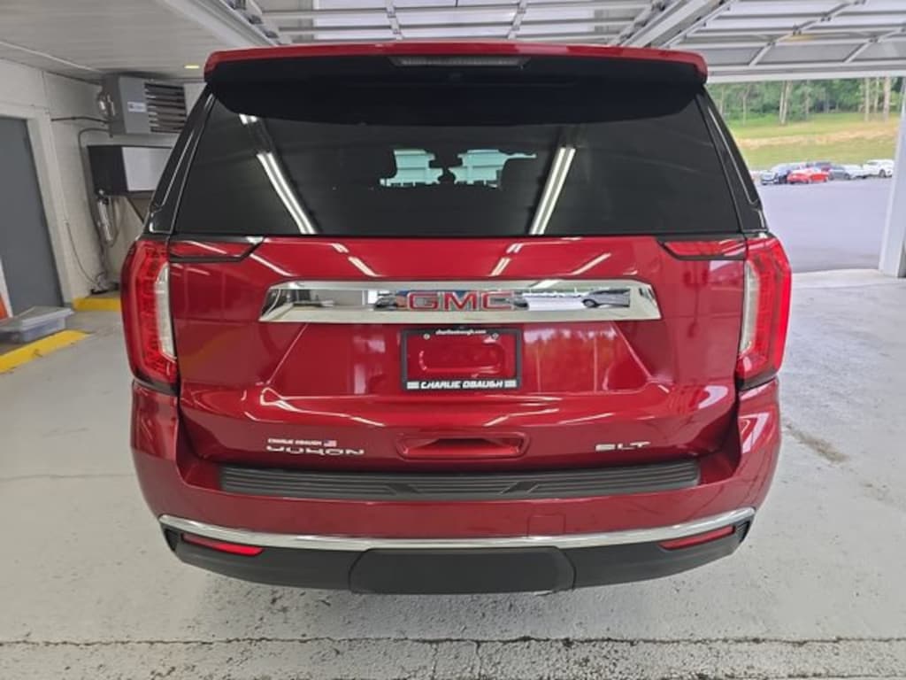 Used 2023 GMC Yukon SLT SUV