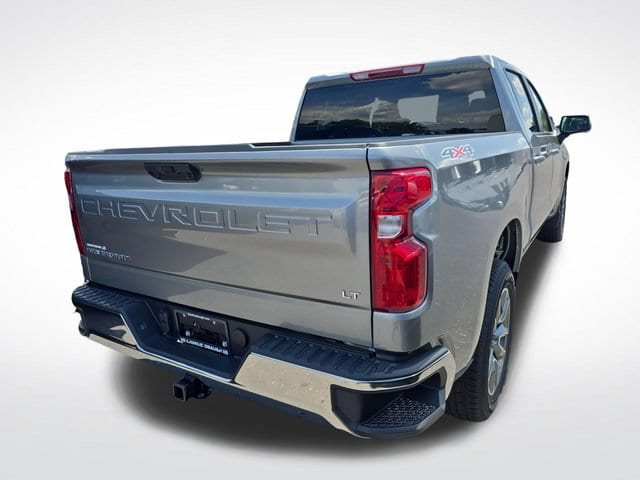 2026 Chevrolet Silverado 1500 LT - Photo 5