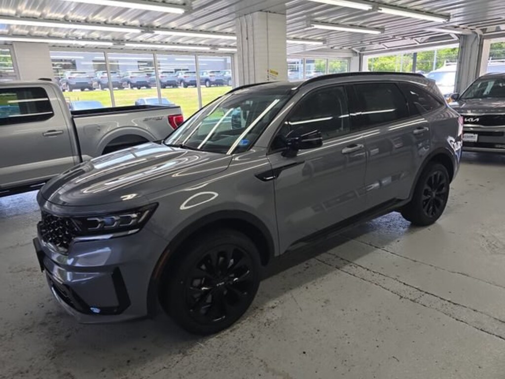 Used 2023 Kia Sorento SX SUV