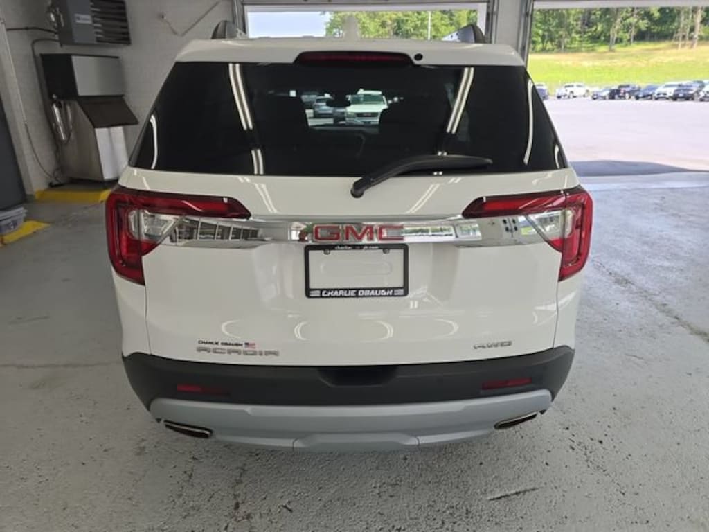 Used 2023 GMC Acadia SLE SUV