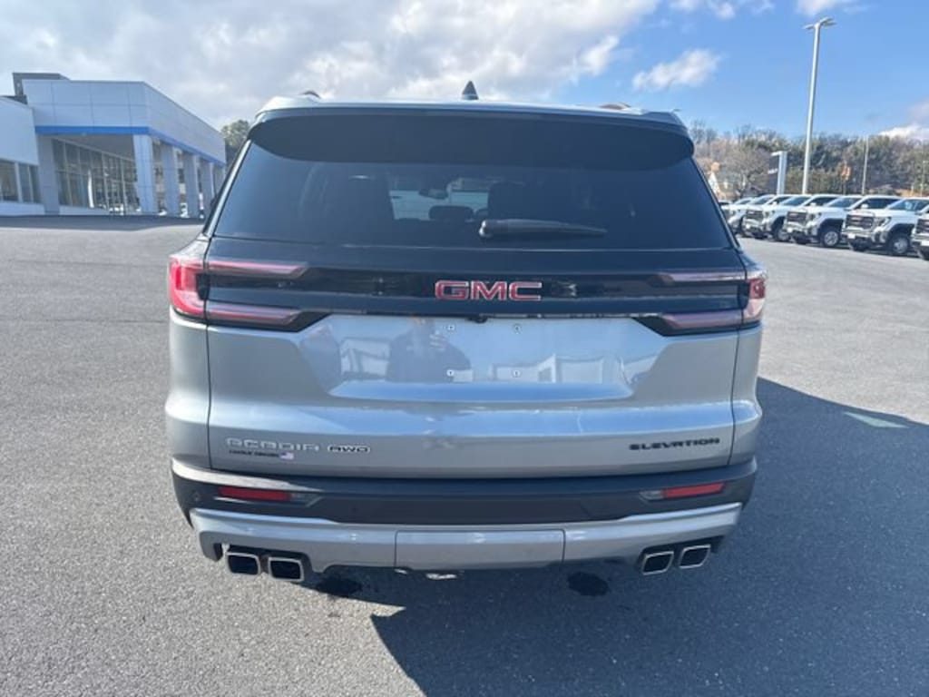 Used 2025 GMC Acadia Elevation SUV