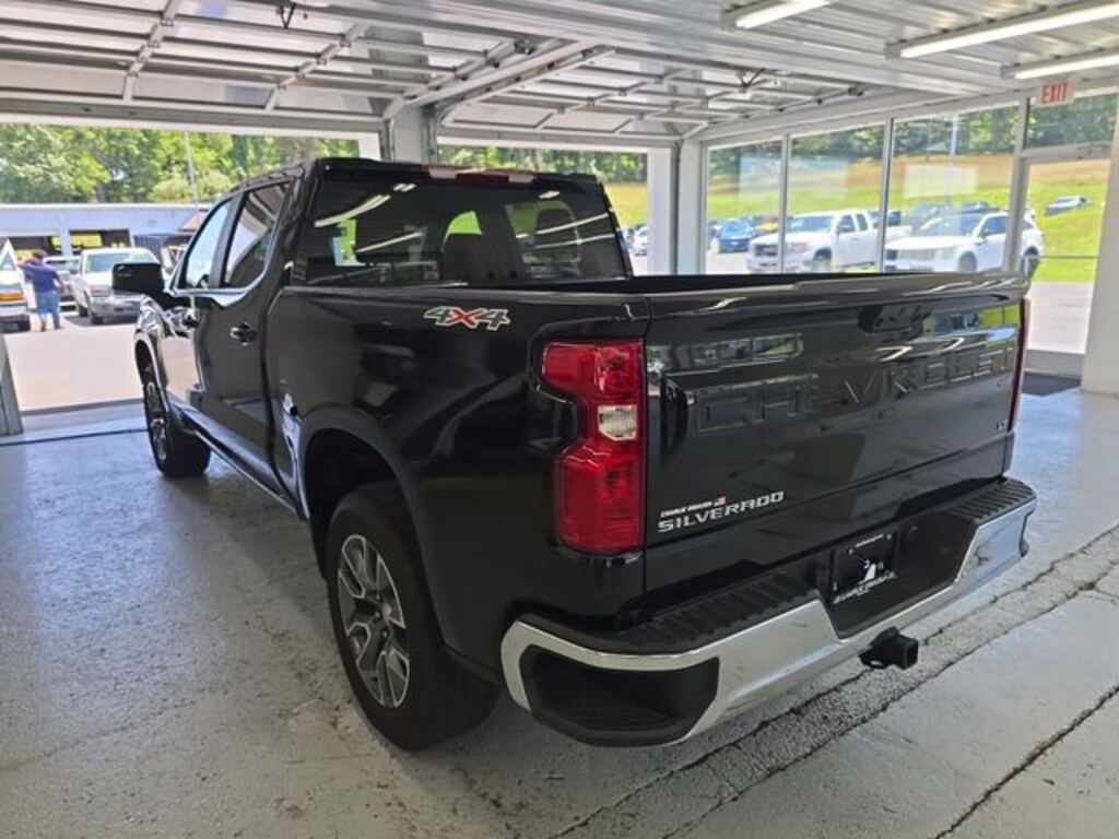 Used 2025 Chevrolet Silverado 1500 LT (2FL) Truck