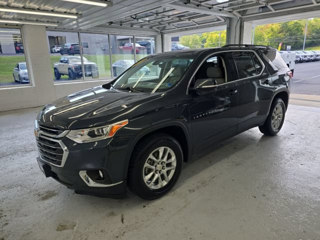 Used 2019 Chevrolet Traverse LT Cloth SUV