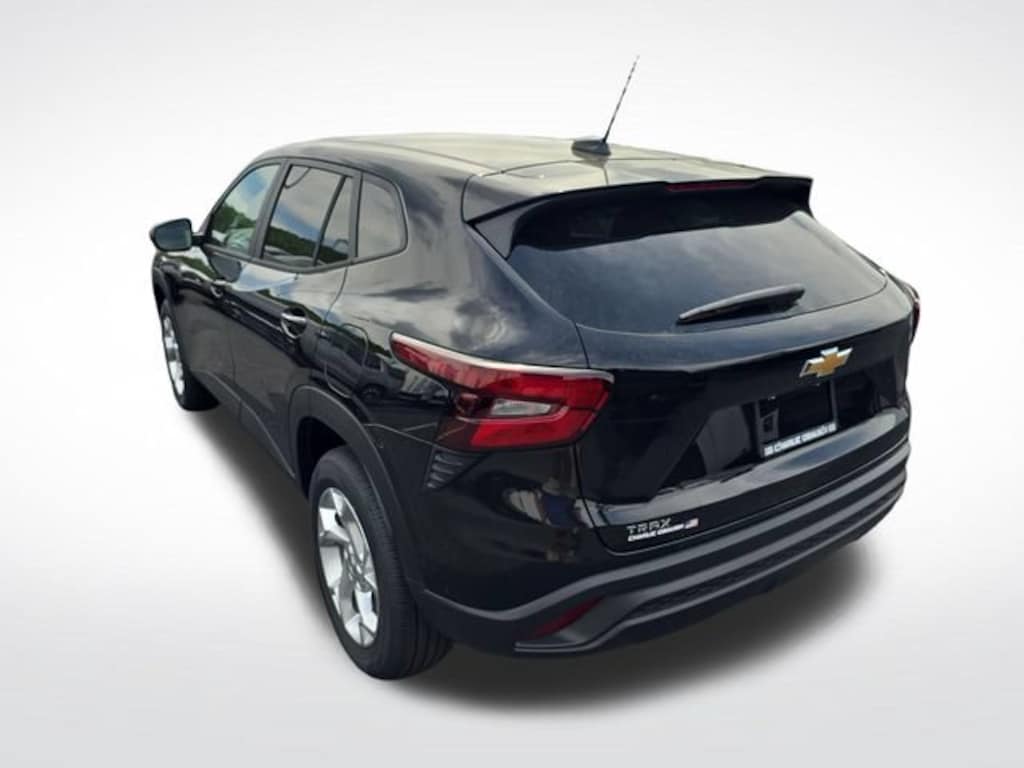 New 2026 Chevrolet Trax LS SUV