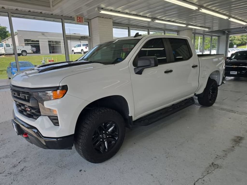 Used 2024 Chevrolet Silverado 1500 Custom Trail Boss Truck