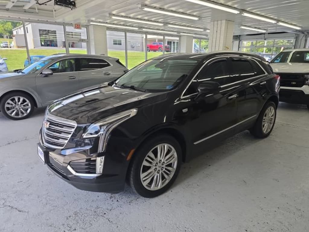 Used 2017 CADILLAC XT5 Premium Luxury AWD SUV
