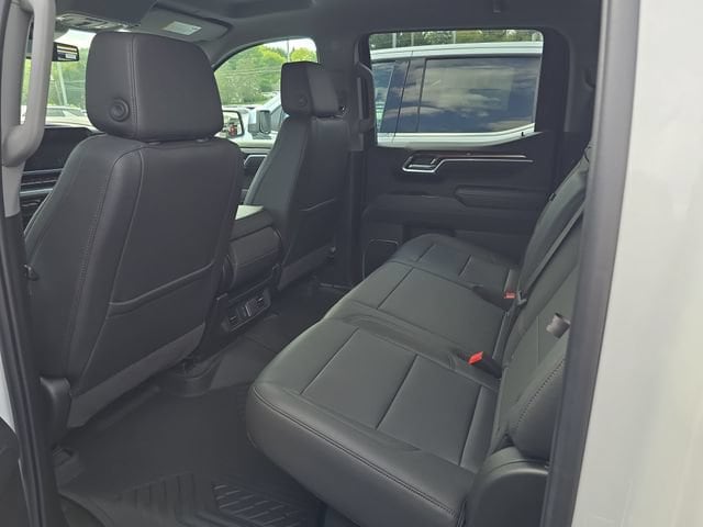 2026 Chevrolet Silverado 1500 LT - Photo 10
