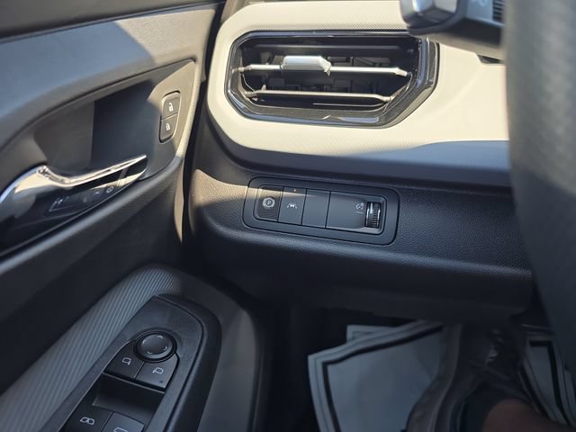 2027 Chevrolet Bolt LT - Photo 19
