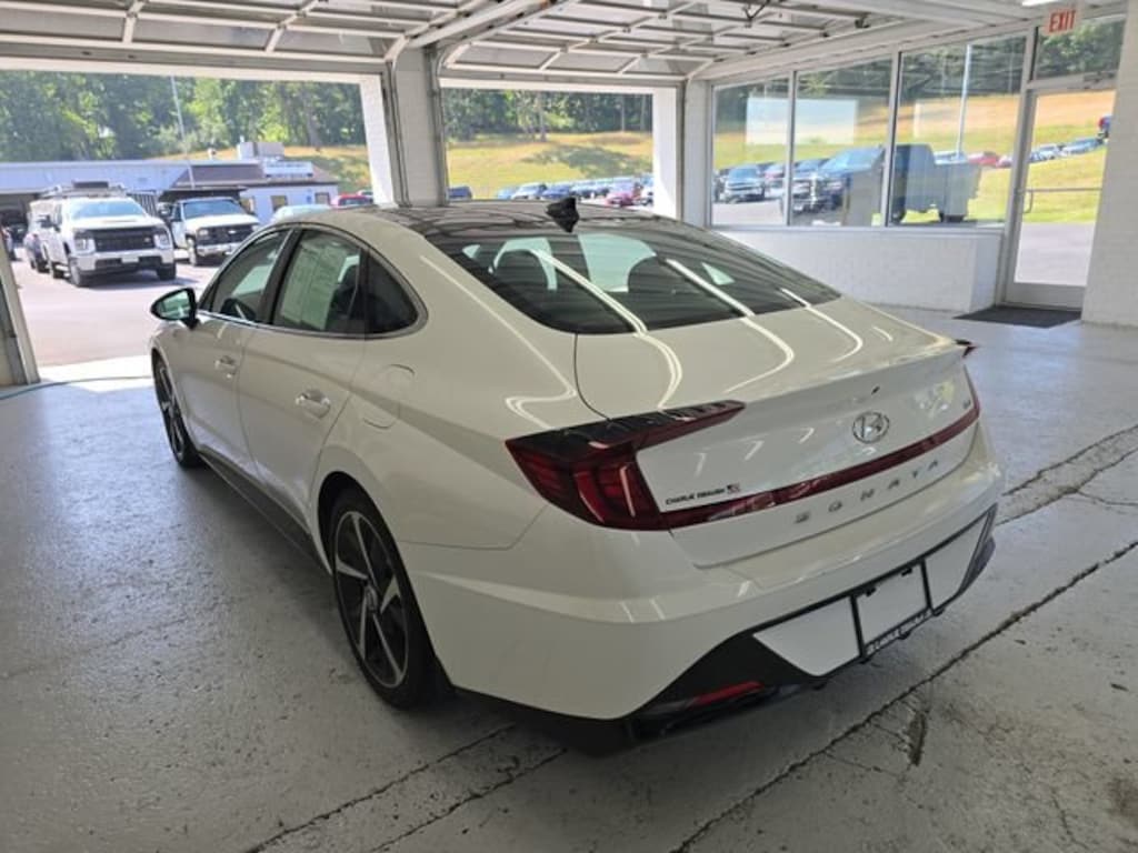 Used 2022 Hyundai Sonata SEL Plus Sedan