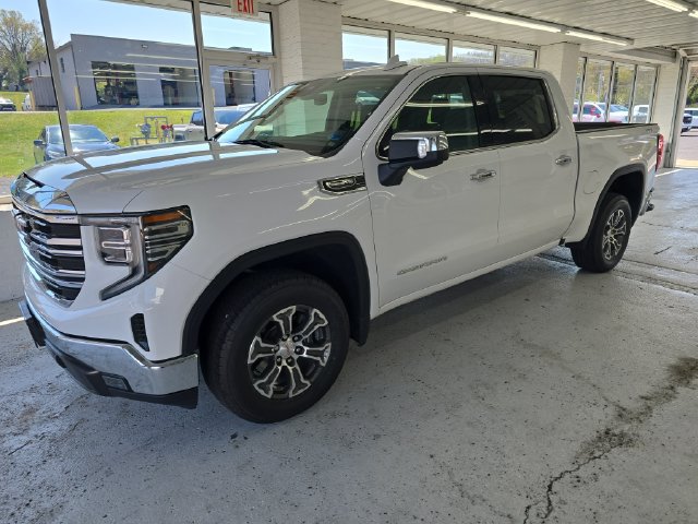 Used 2025 GMC Sierra 1500 SLT Truck