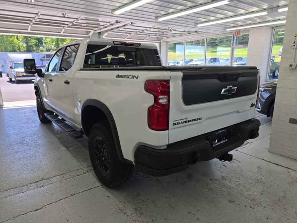 Used 2024 Chevrolet Silverado 1500 ZR2 Truck