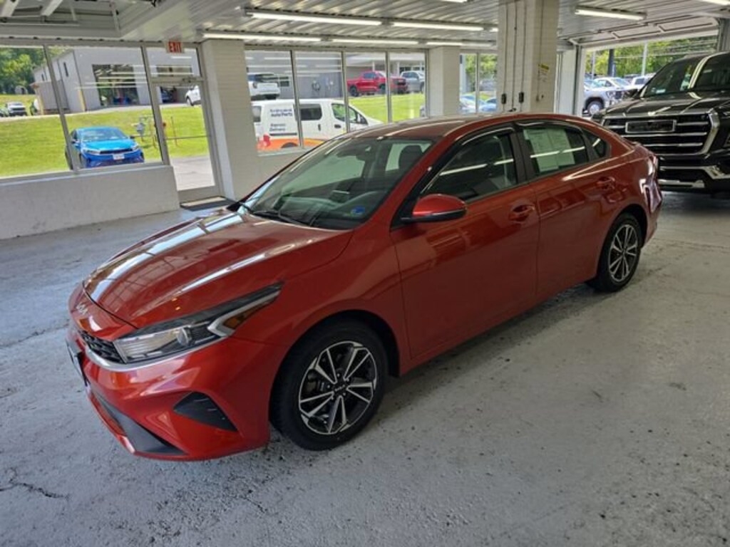 Used 2024 Kia Forte LXS Sedan