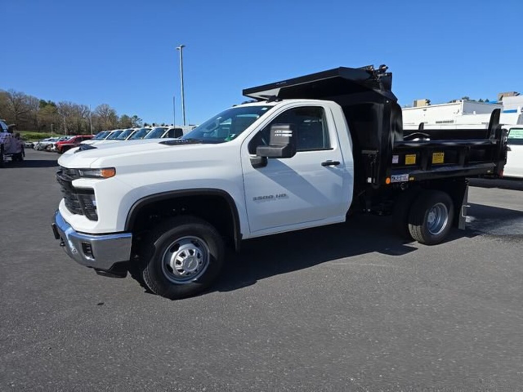 New 2025 Chevrolet Silverado 3500 HD Chassis Cab Work Truck Truck