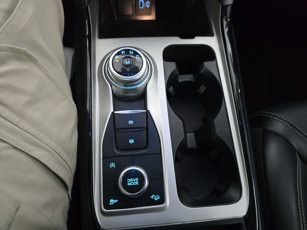 2023 Ford Explorer ST - Photo 21