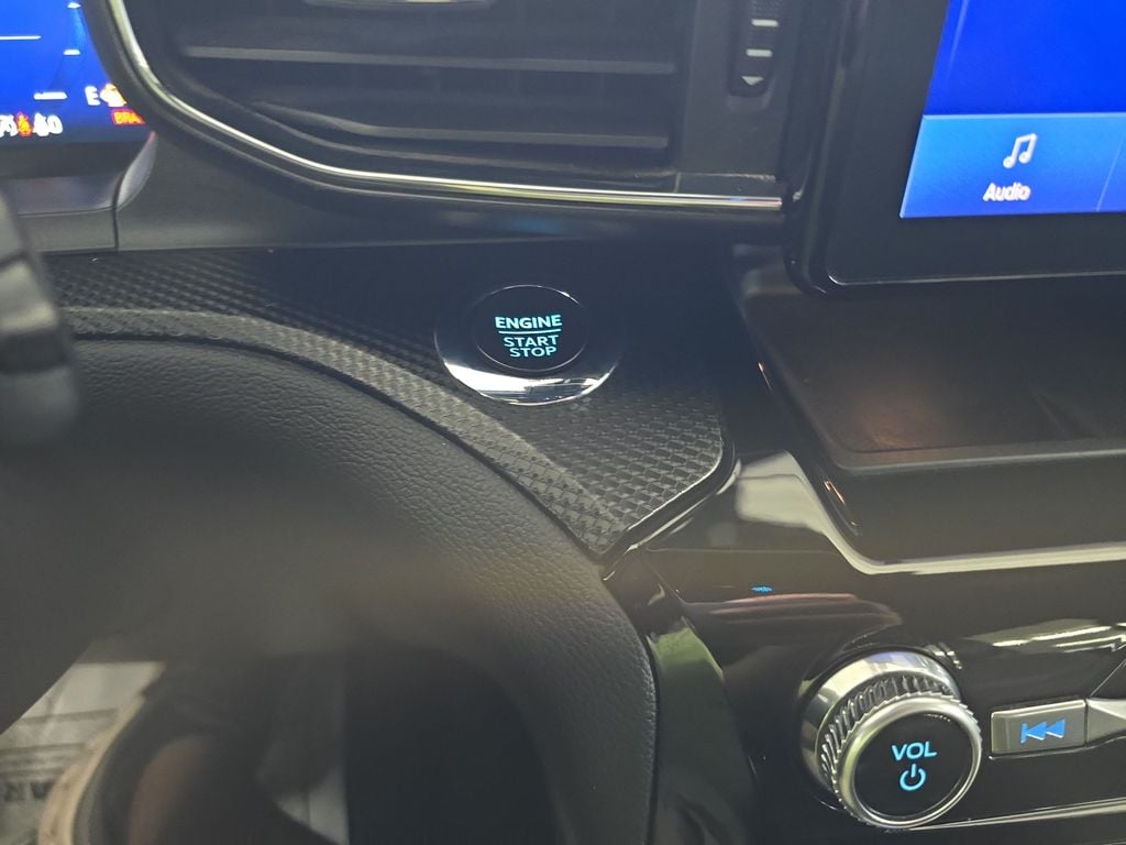 2023 Ford Explorer ST - Photo 23