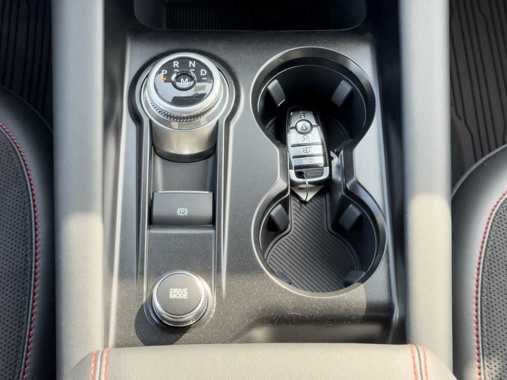 2026 Ford Explorer ST - Photo 15