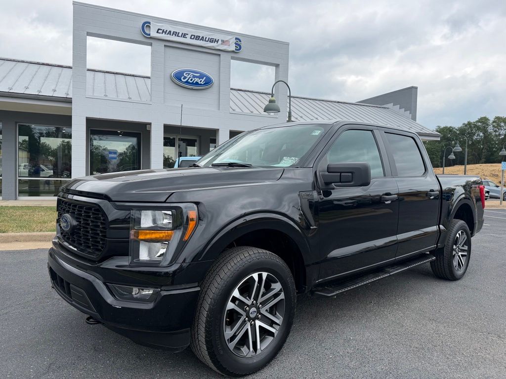 2023 Ford F-150 Truck SuperCrew Cab 