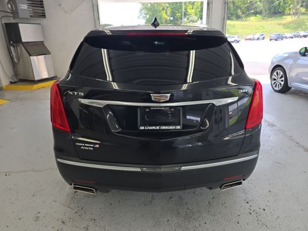Used 2017 CADILLAC XT5 Premium Luxury SUV