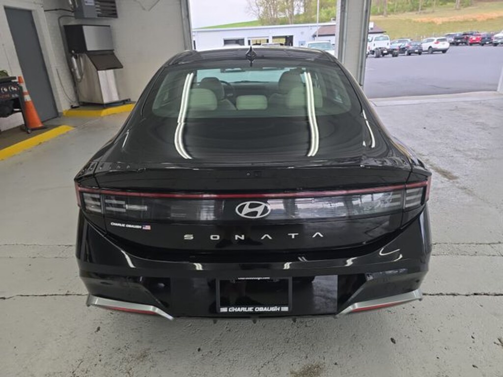 Used 2025 Hyundai Sonata SEL Sedan