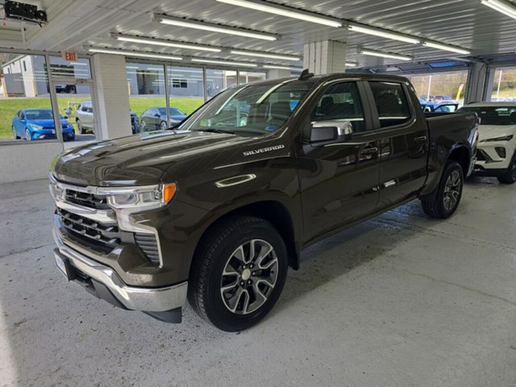 Used 2023 Chevrolet Silverado 1500 LT Truck Crew Cab