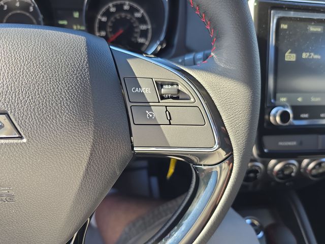 2025 Mitsubishi Outlander Sport LE - Photo 17