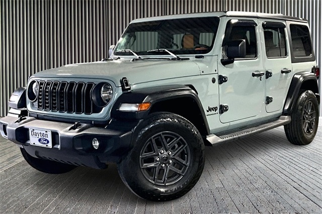 2024 Jeep Wrangler 4-Door Sport S's photo
