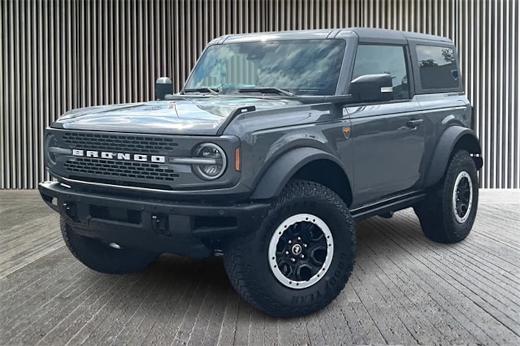 New 2025 Ford Bronco Badlands SUV