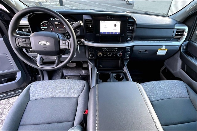 2026 Ford F-350 Super Duty XLT - Photo 5