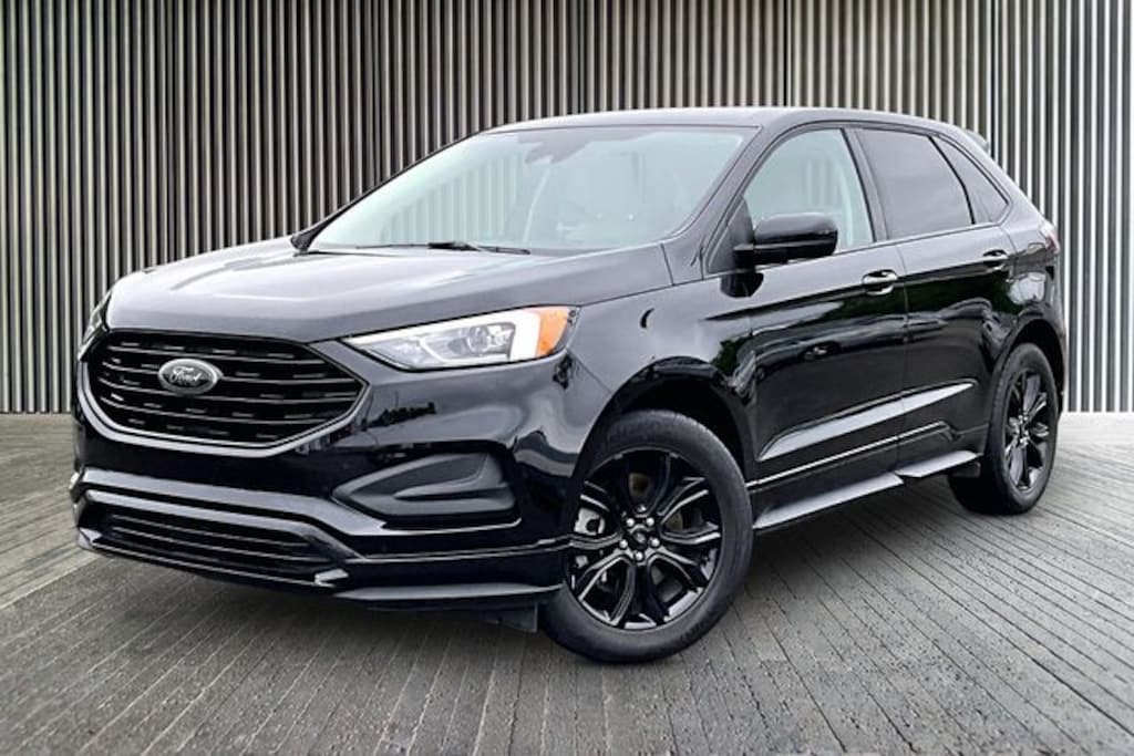 Used 2024 Ford Edge SE SUV