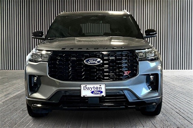 2025 Ford Explorer ST photo 2