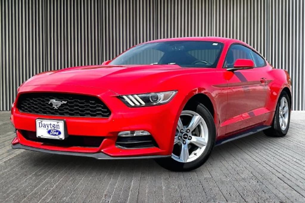 Used 2017 Ford Mustang V6 Coupe