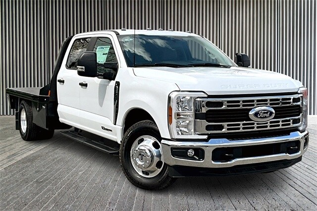 2024 Ford F-350 XL photo 2
