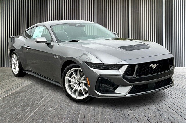 2025 Ford Mustang GT Premium photo 2