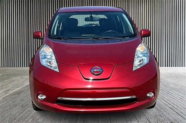 2014 Nissan Leaf SL photo 3