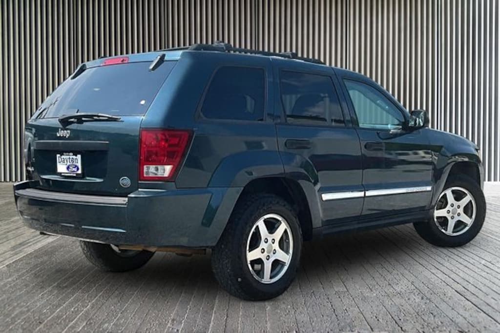 Used 2005 Jeep Grand Cherokee Laredo SUV