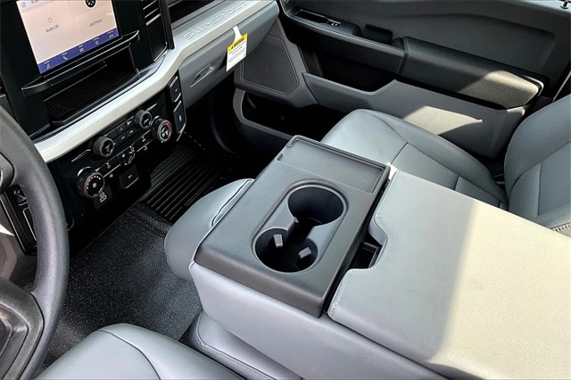 2025 Ford F-250 Super Duty XL - Photo 8