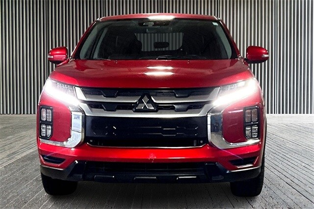 2022 Mitsubishi Outlander Sport SE photo 2