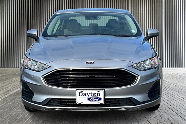 2020 Ford Fusion S photo 3