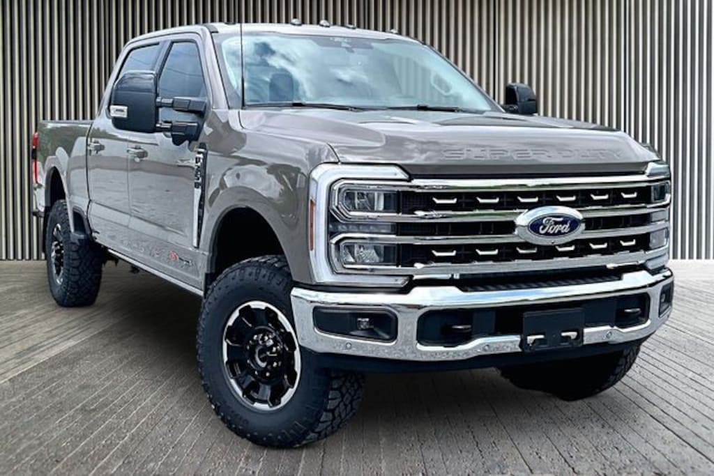 New 2026 Ford F-350 Lariat Truck Crew Cab