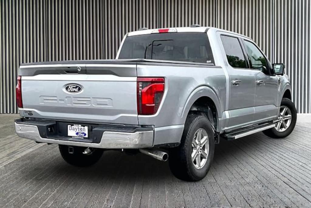 Used 2025 Ford F-150 XLT Crew Cab 4WD Truck SuperCrew Cab