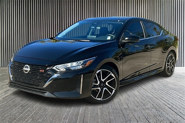 2024 Nissan Sentra SR's photo