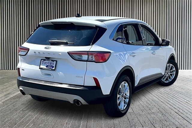 2020 Ford Escape SE photo 2
