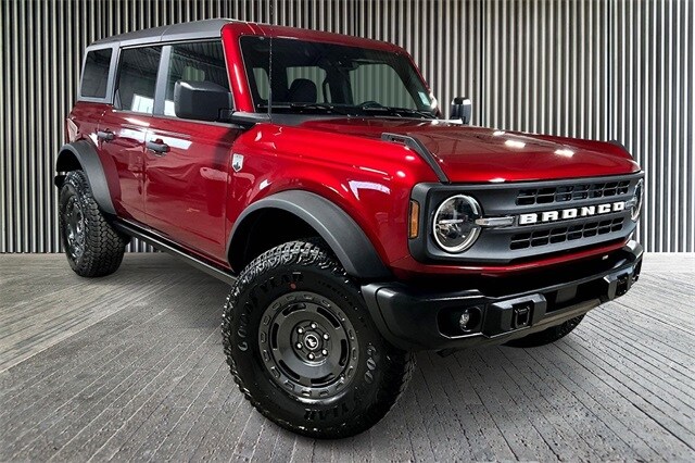 2025 Ford Bronco Big Bend photo 2